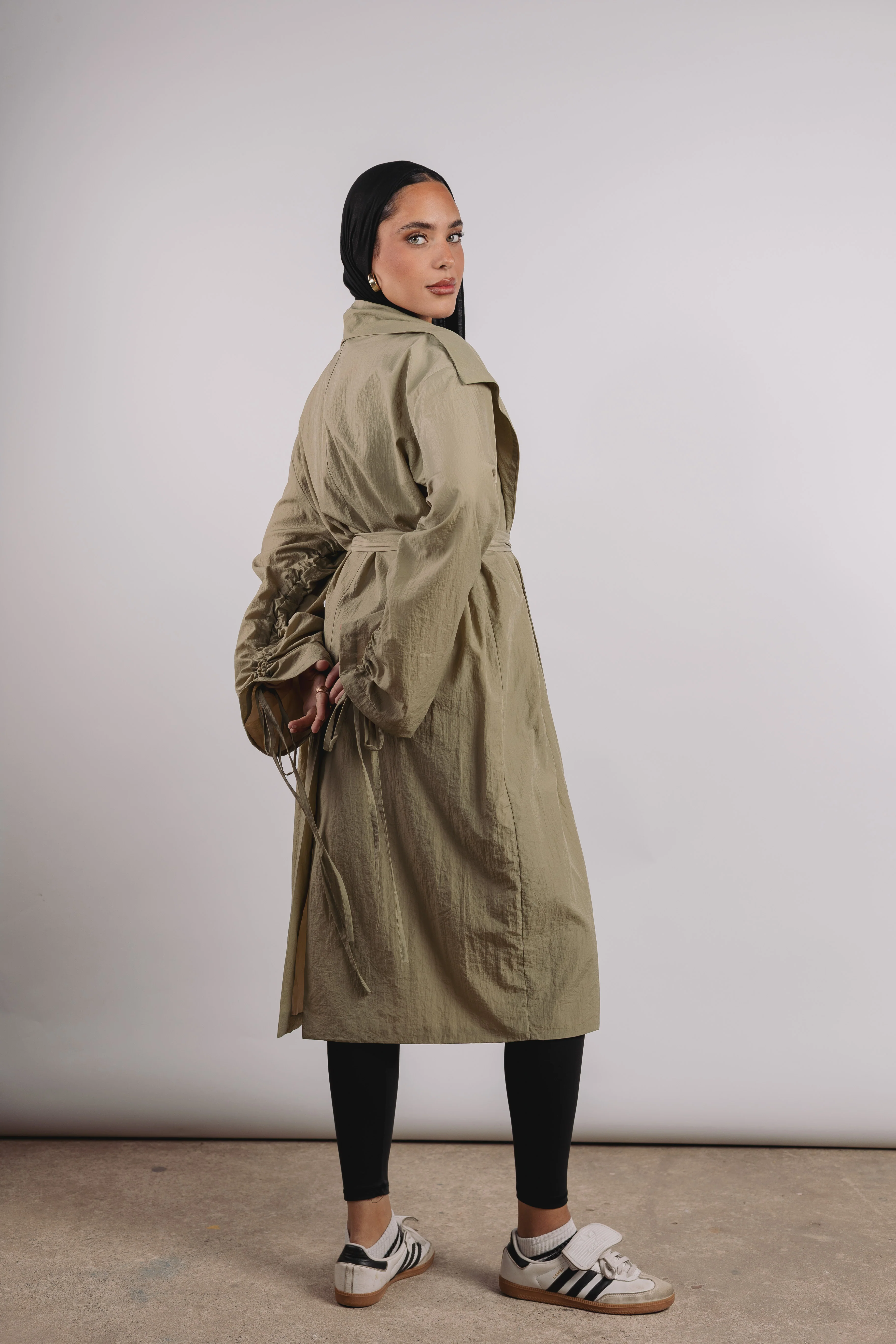 City Rush Coat in Khaki - Image 3