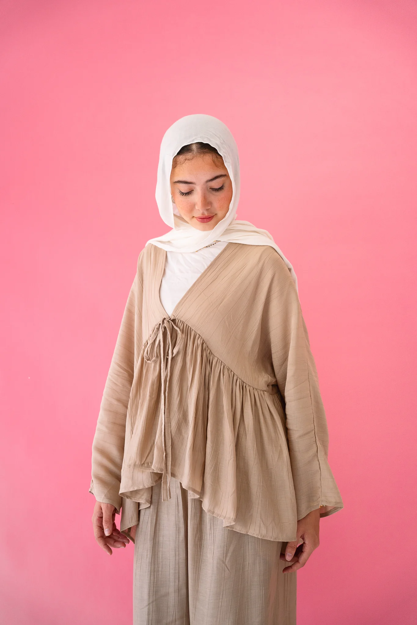 Daydreamer Linen Set in cafè - Image 5