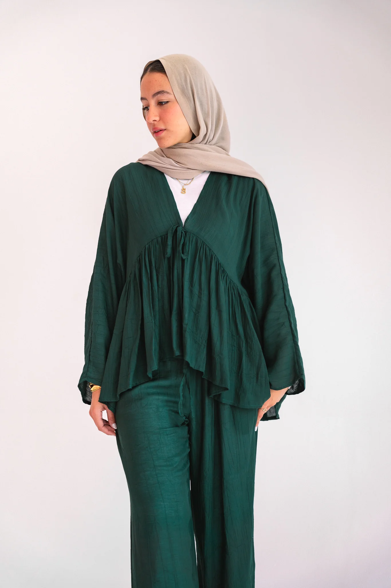 Daydreamer Linen Set in Green - Image 5