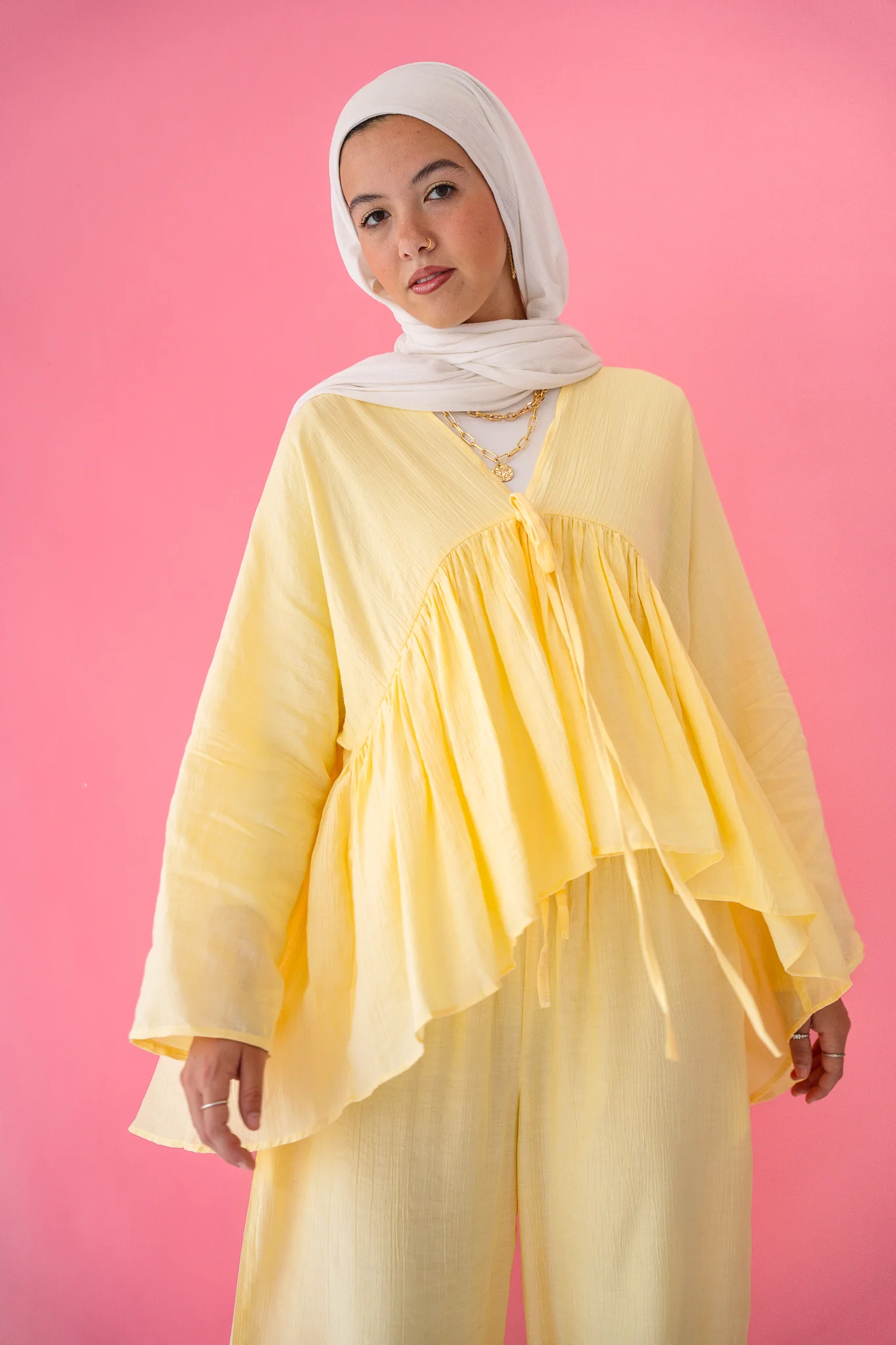 Daydreamer Linen Set in butter Yellow - Image 2
