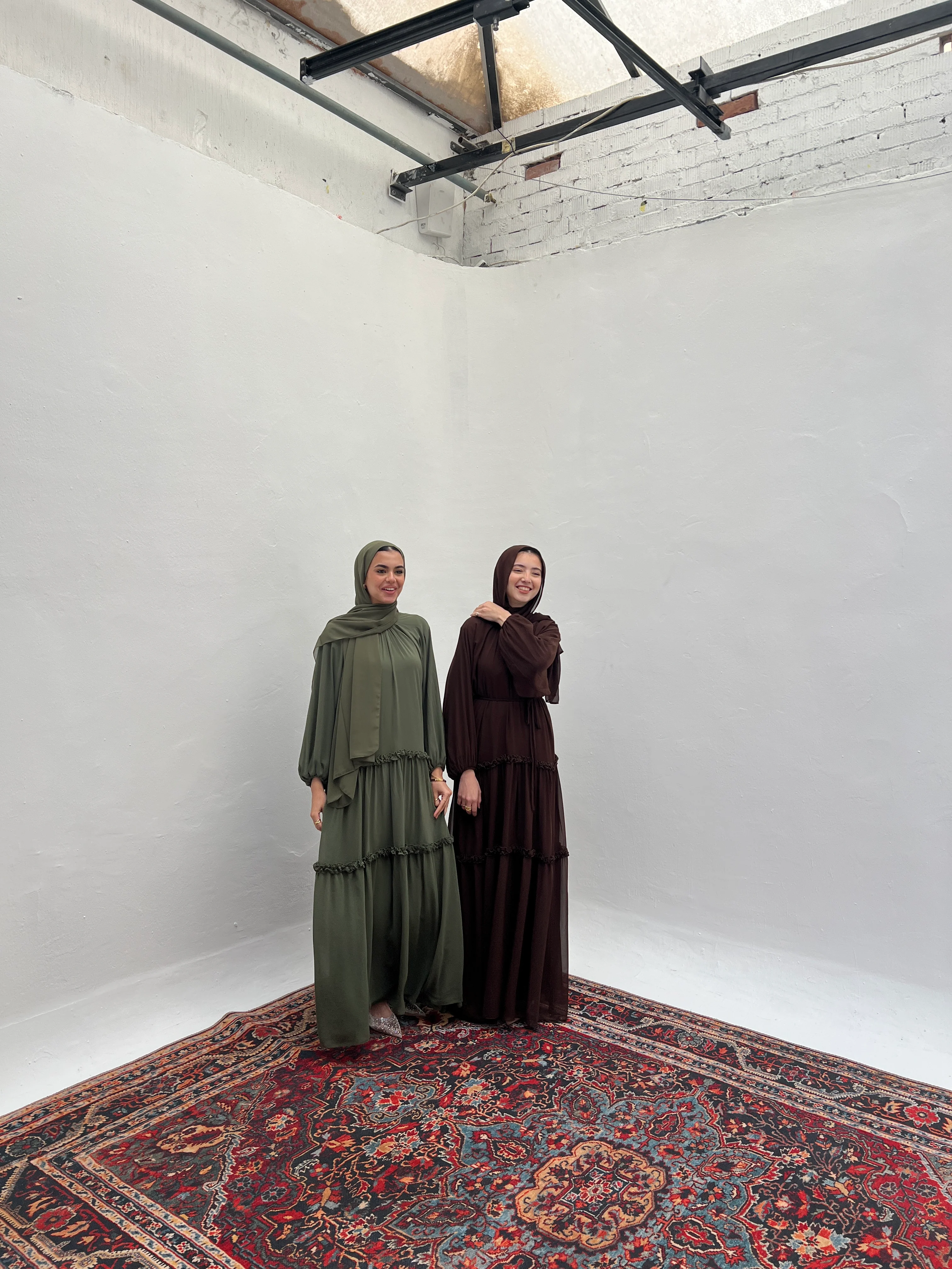 GAIA DRESS IN OLIVE - Image 3