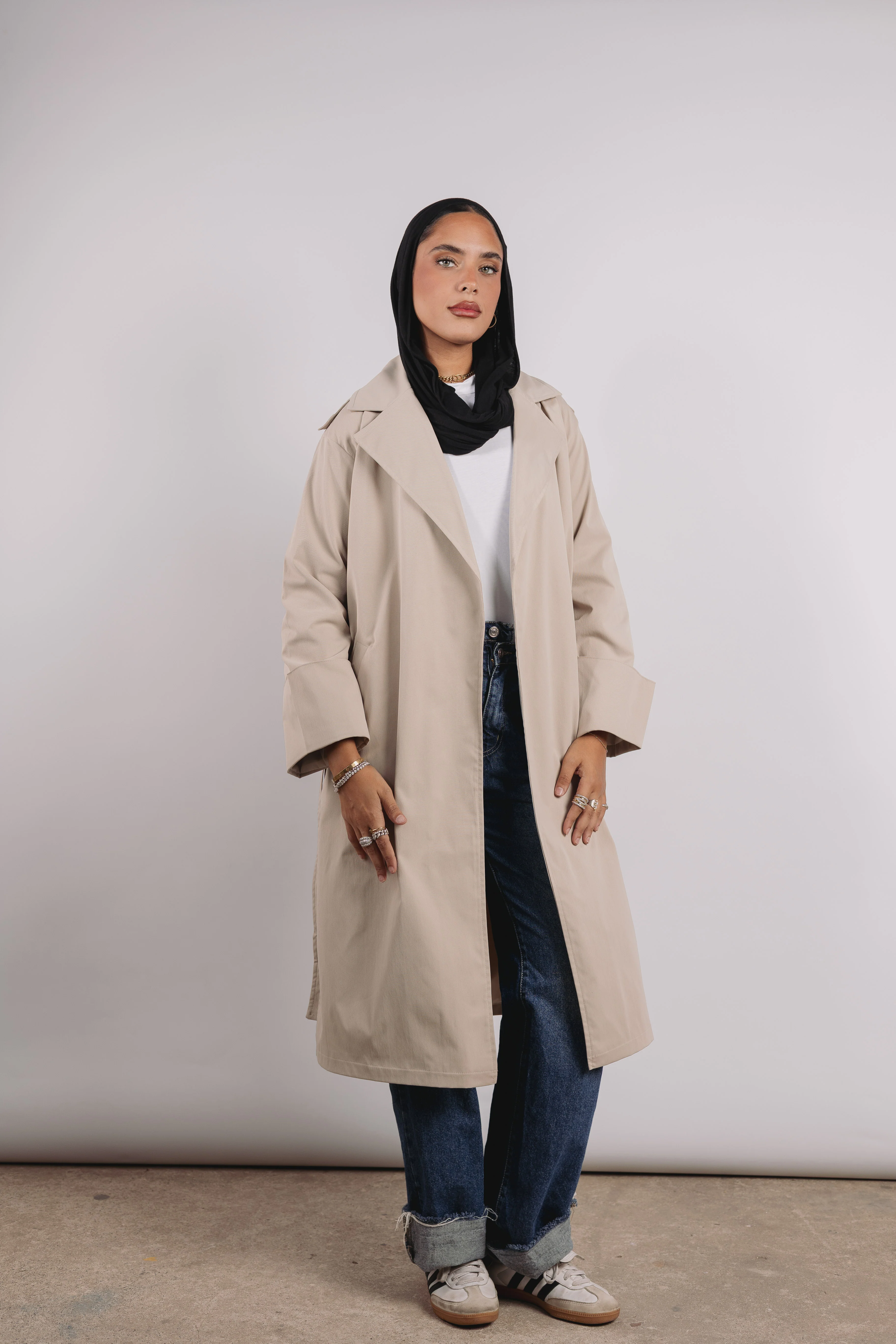 Madeline trench coat in beige - Image 4