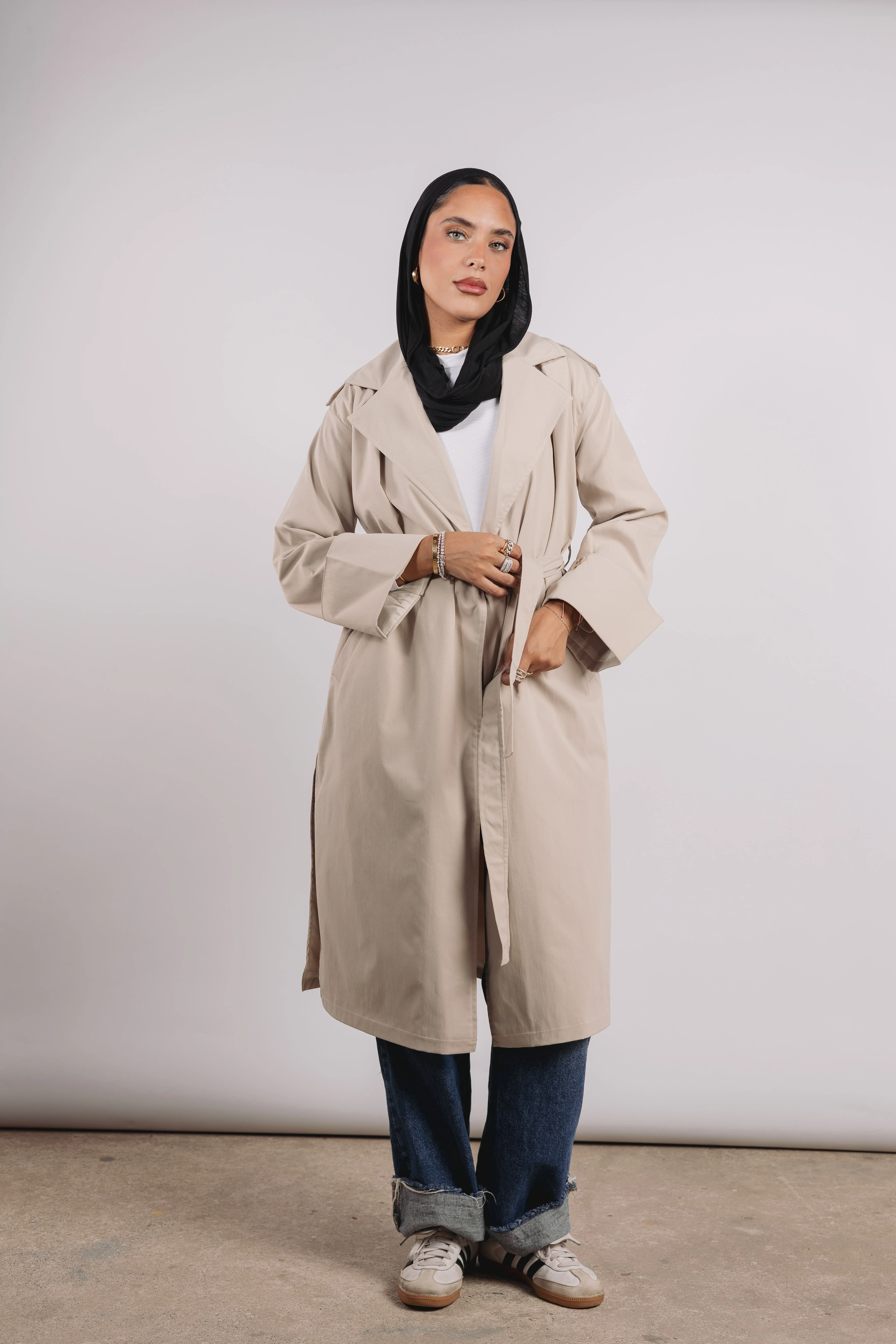 Madeline trench coat in beige - Image 5