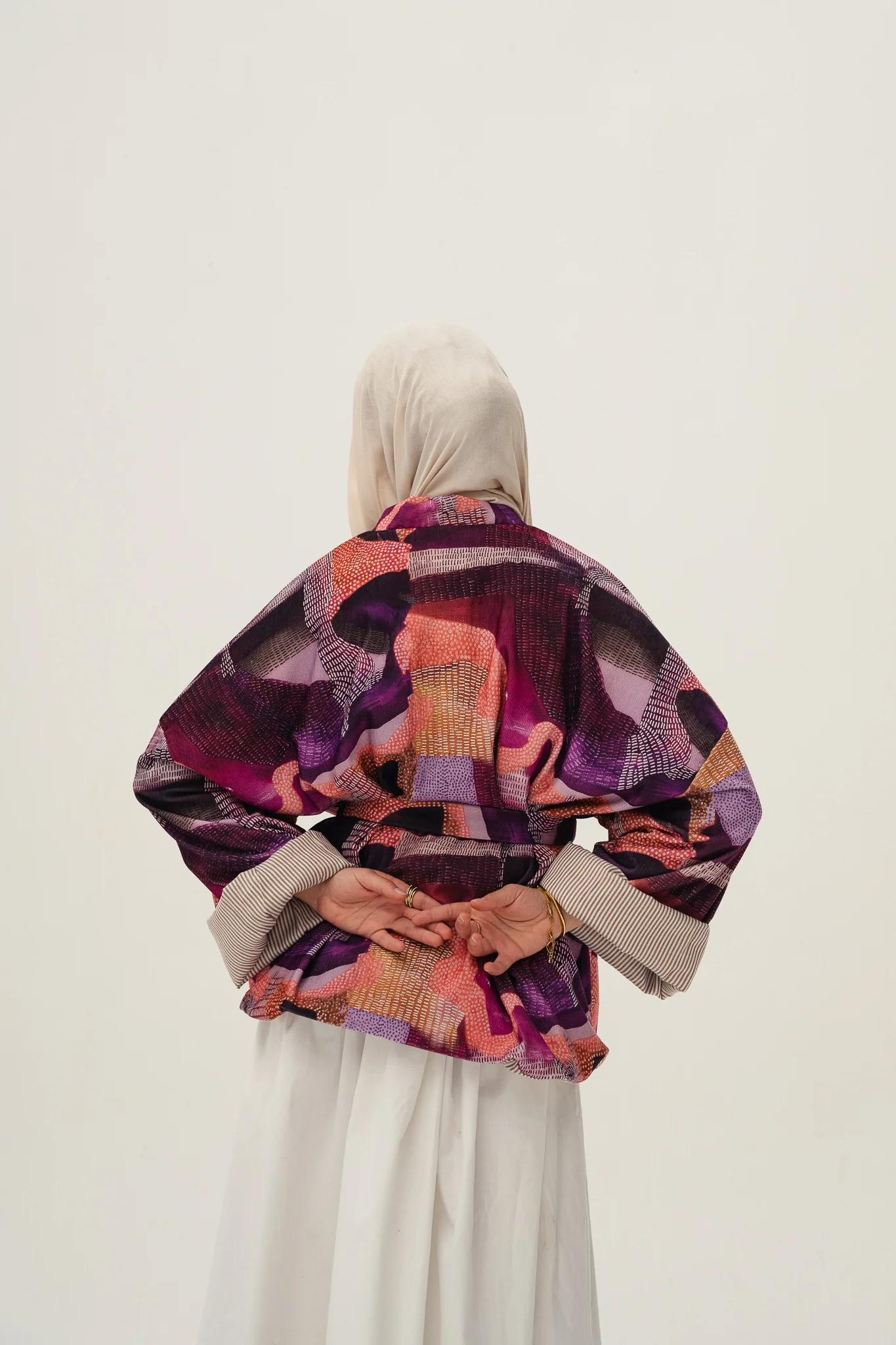 Talulah velvet kimono - Image 3