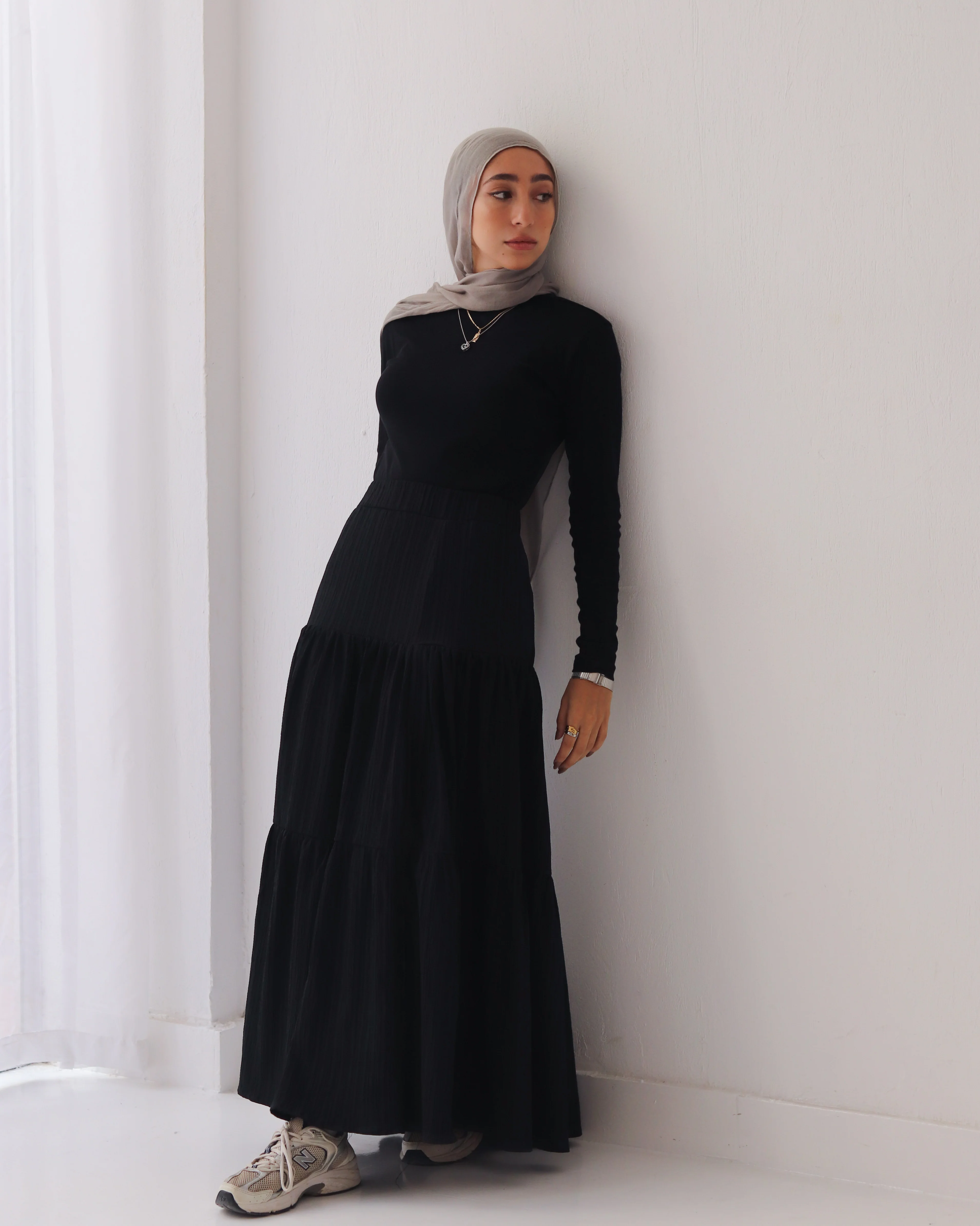 NAYA SKIRT IN BLACK - Image 4