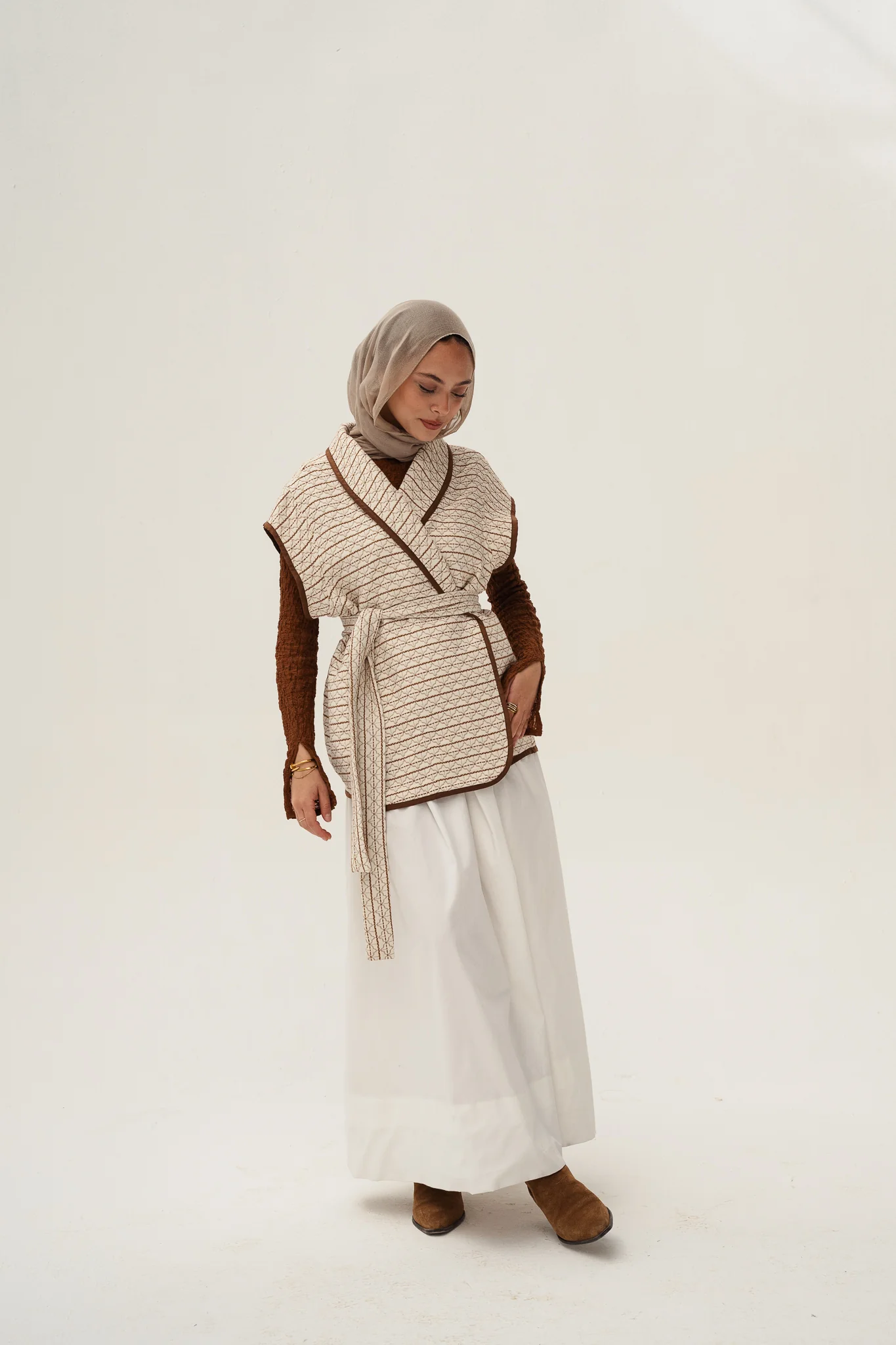 Rahil quilted vest- brown - Image 5