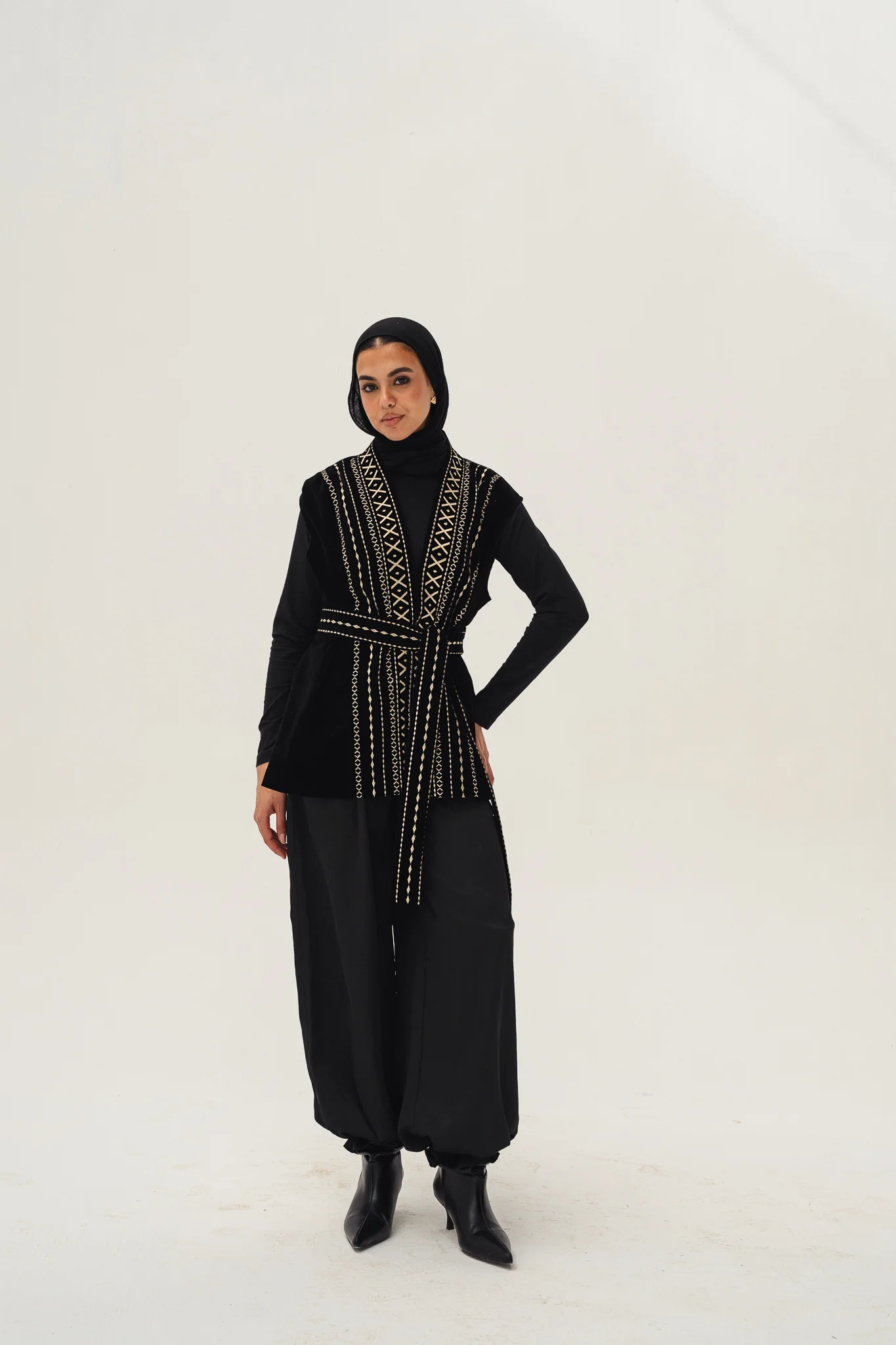 shams embroidered vest - Image 6