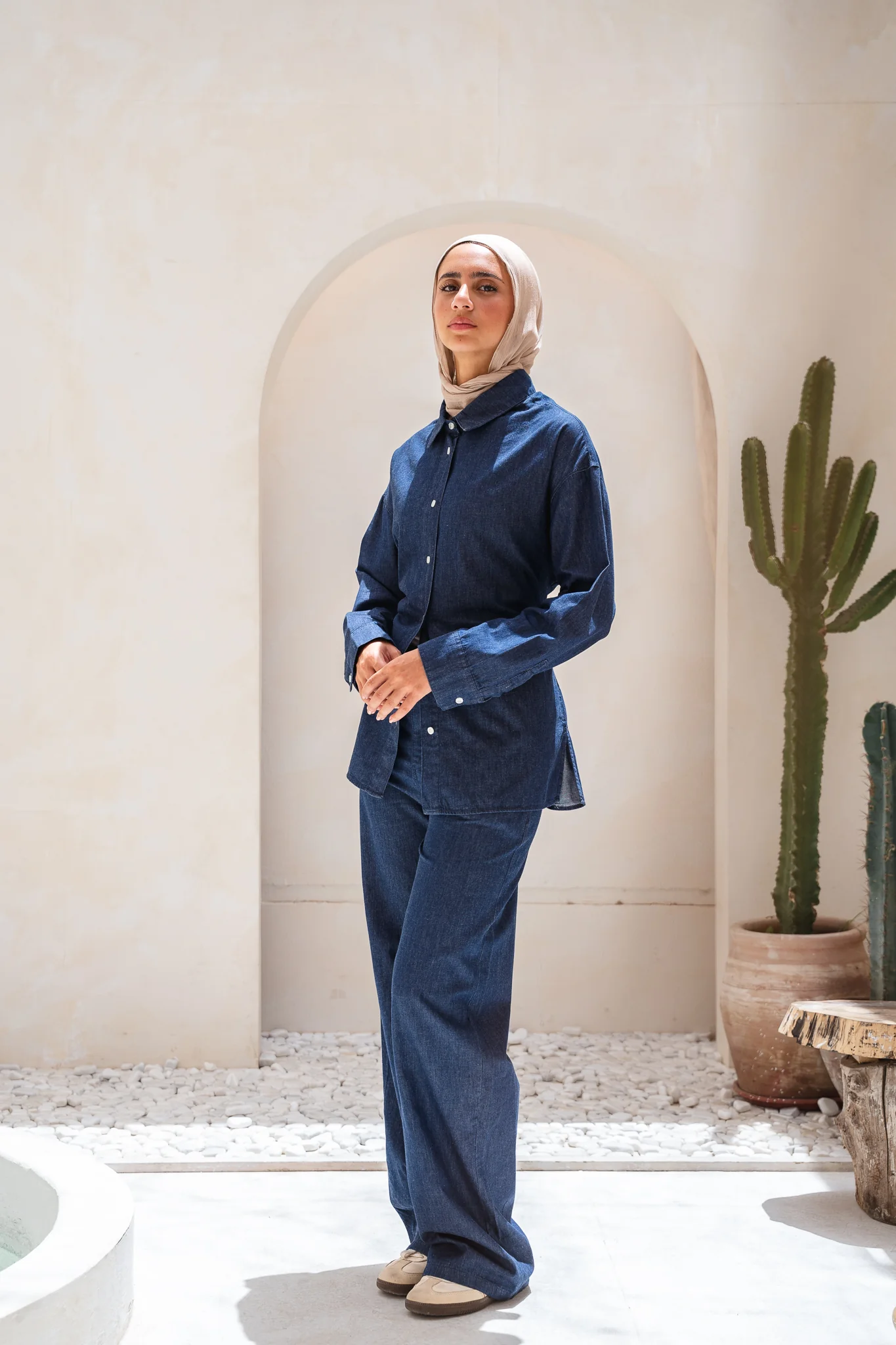 Soft denim set in navy blue - Image 4