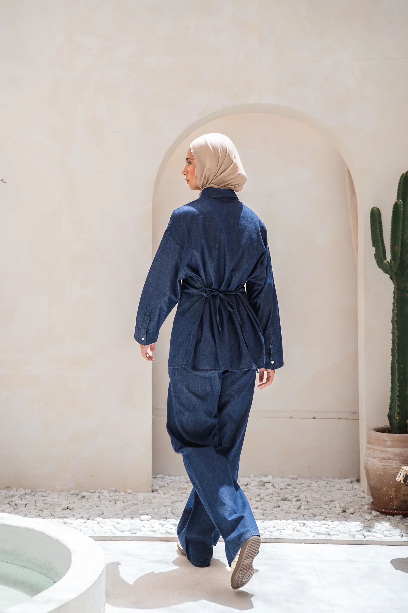 Soft denim set in navy blue - Image 8