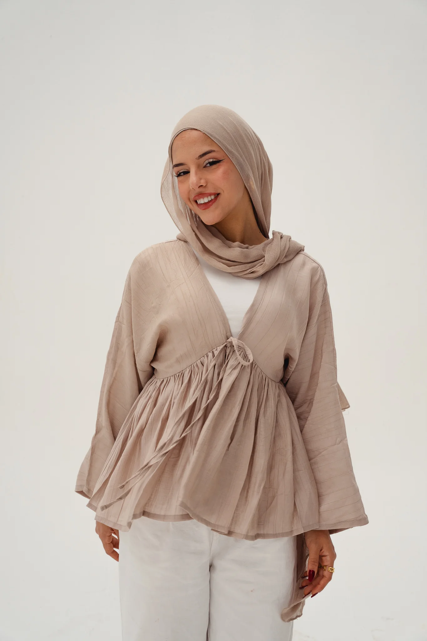 Day dreamer blouse in cafè - Image 2